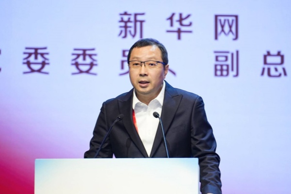 媒體創新應用展示及互動肖陽  新華網黨委委員、副總編輯