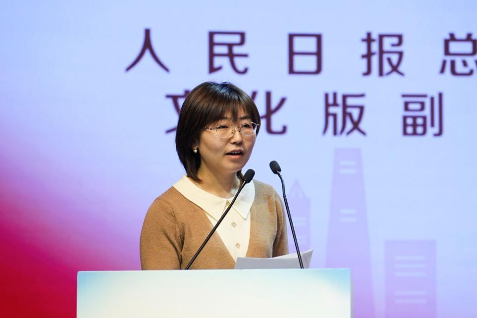 人民日報總編室文化版副主編智春麗講述“Z 世代 中國風”欄目《古建新生》融合報道背后的故事。